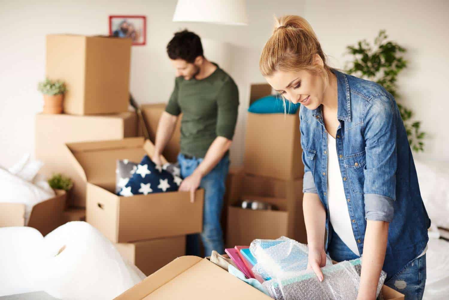 Smart Tips for Downsizing Before Moving in Calgary